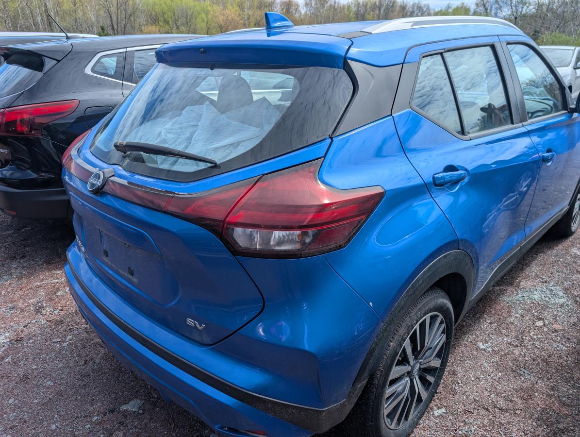 Nissan Kicks 2024 SV BLUETOOTH CAMÉRA SIÈGES AVANTET VOLANT CHAUFFANT – Image 9