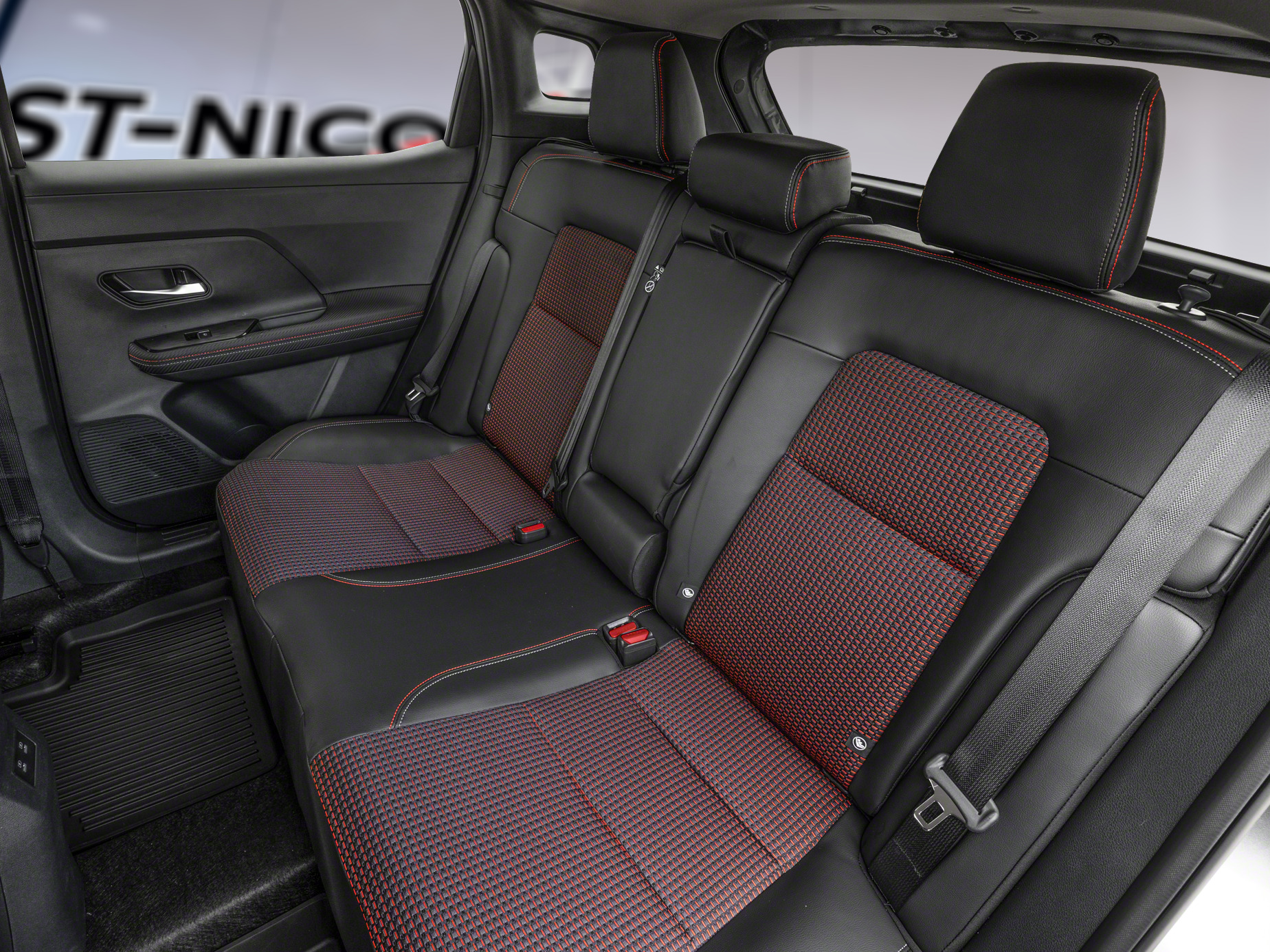 Nissan Kicks 2026 KICKS SR PRIVILÈGE – Image 9