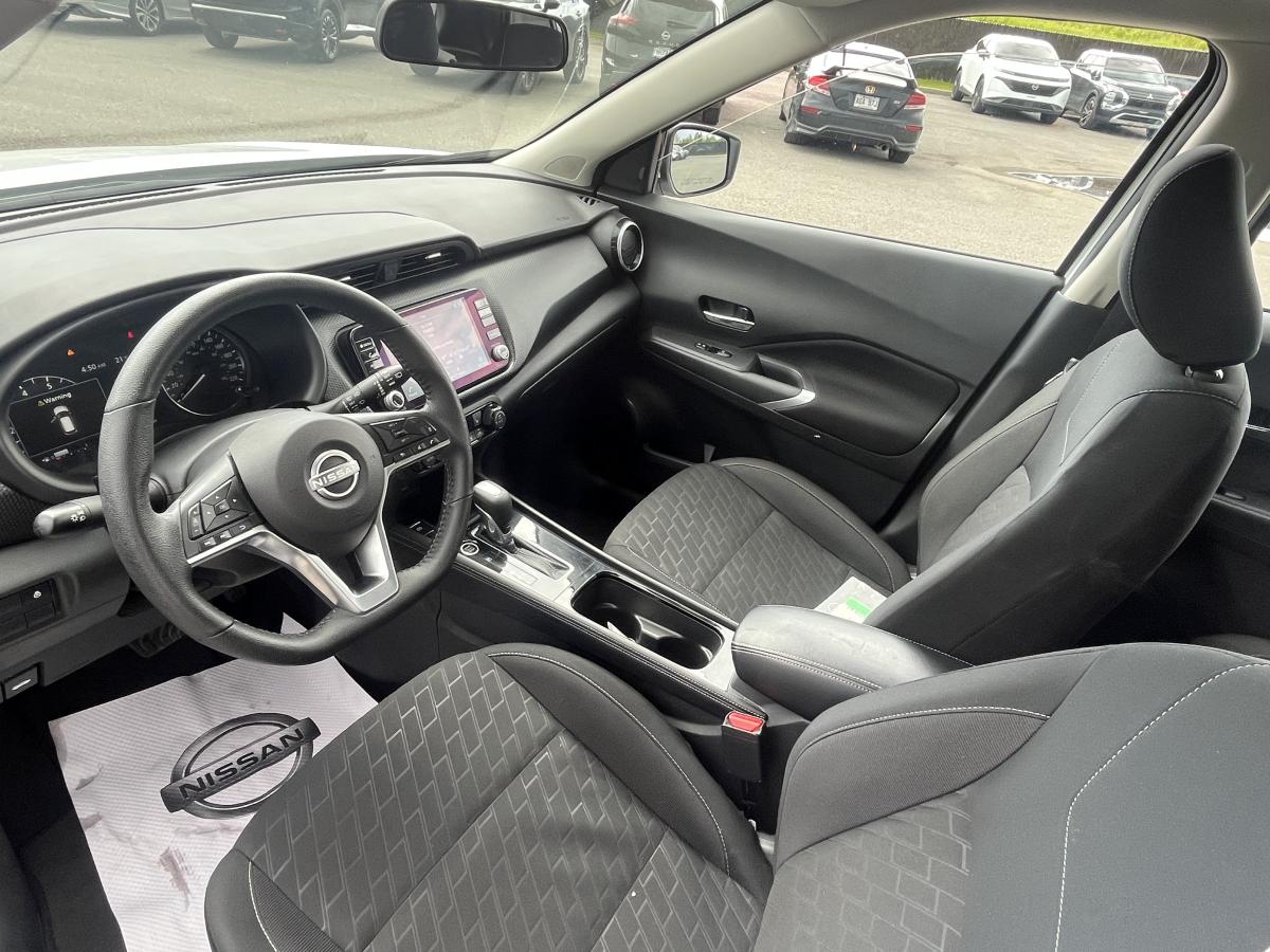 Nissan Kicks Play 2025 SV TA – Image 9