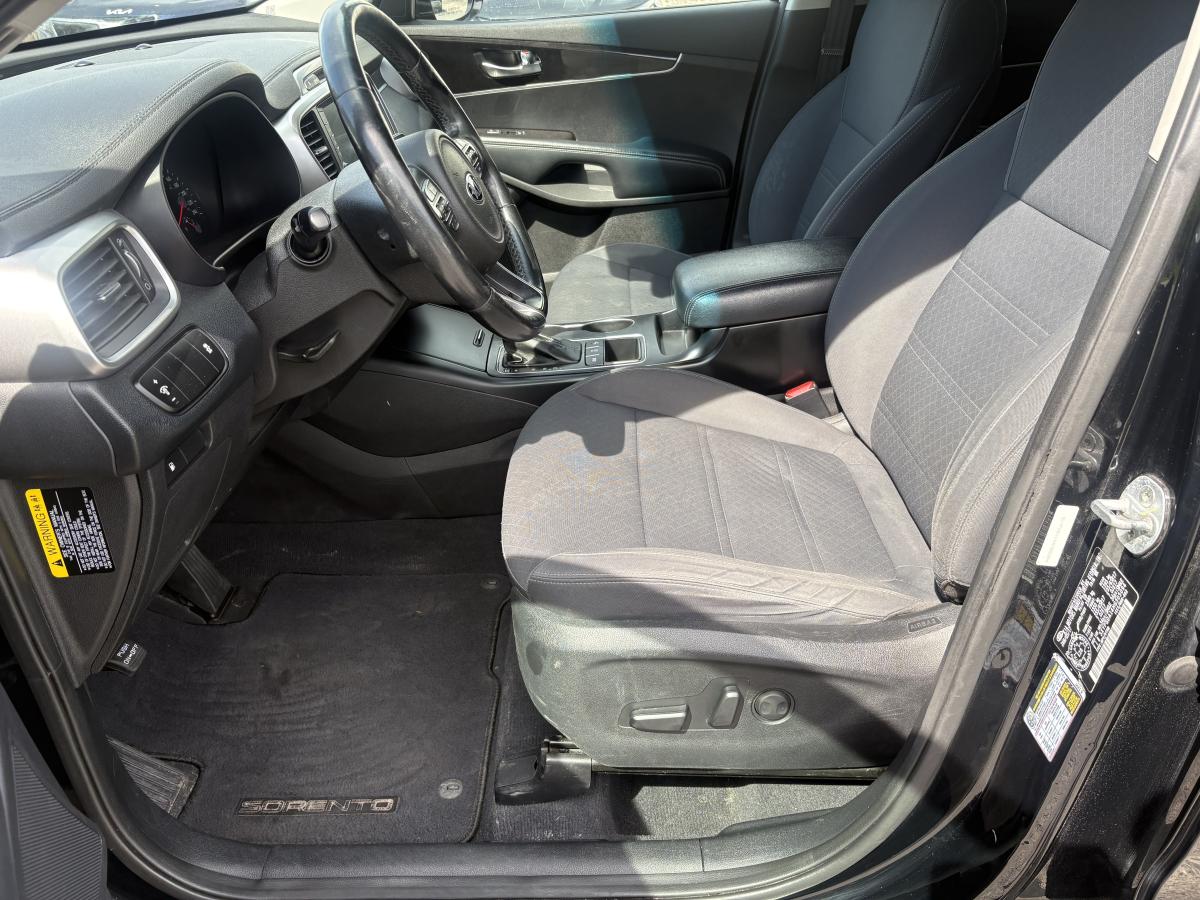 Kia Sorento 2017 LX TurboTI BLUETOOTH CAMÉRA SIÈGES CHAUFFANT BAS KILOMÉTRAGE – Image 10