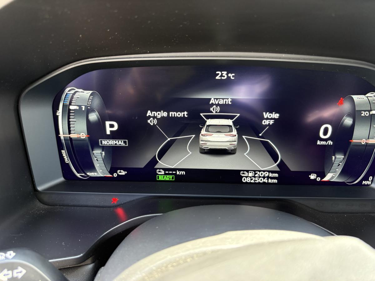 Mitsubishi Outlander PHEV 2024 LE S-AWC BLUETOOTH CAMÉRAS 360 SIÈGES CHAUFFANT AVANT - Image 17