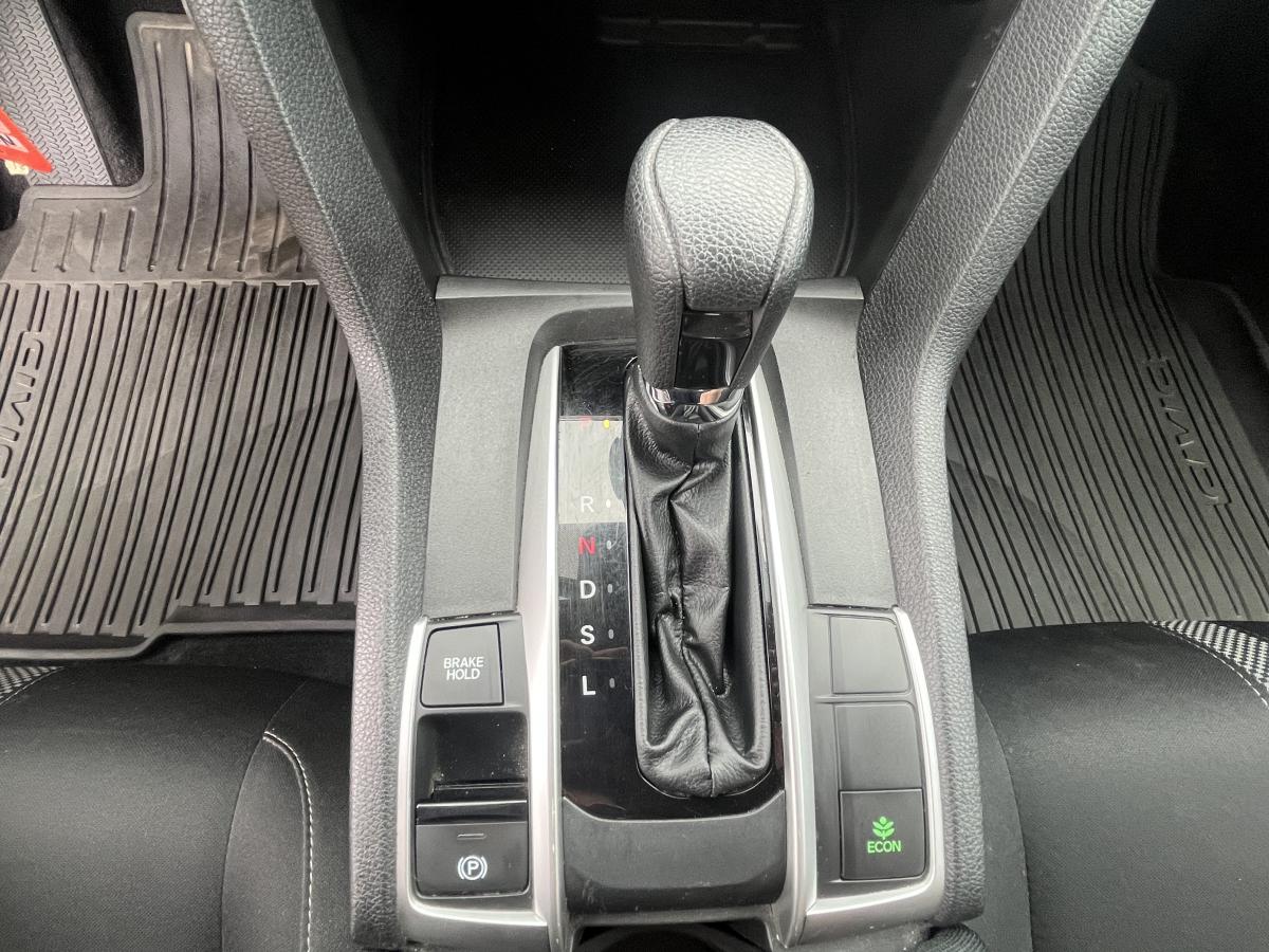 Honda Civic 2019 LX CVT – Image 17