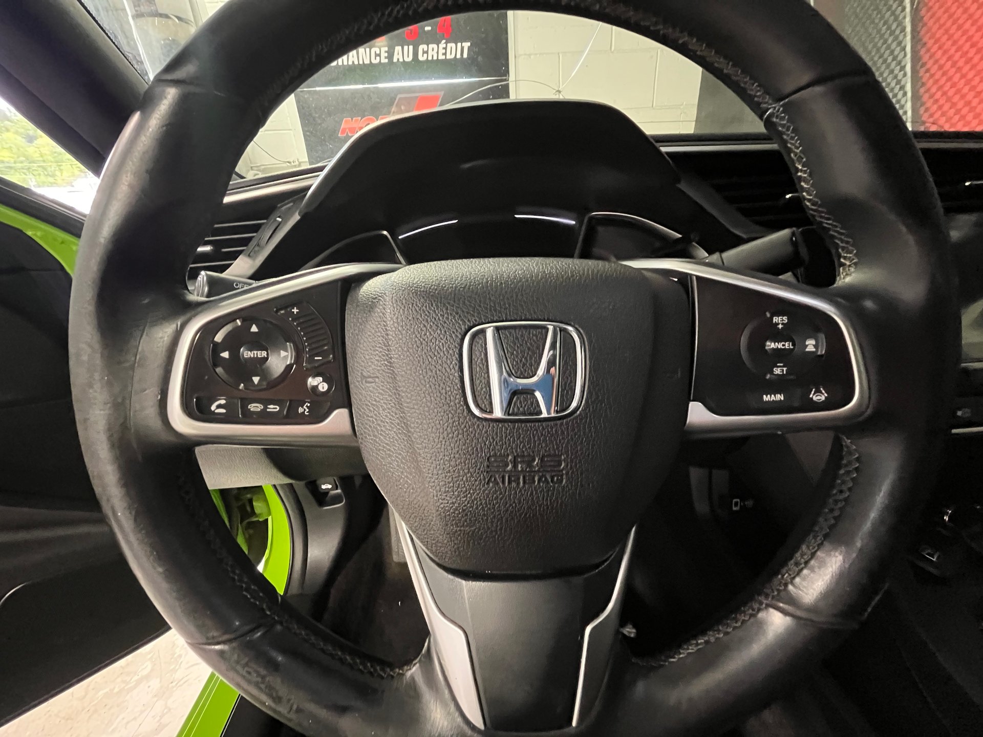 2017 Honda Civic Touring – Image 17