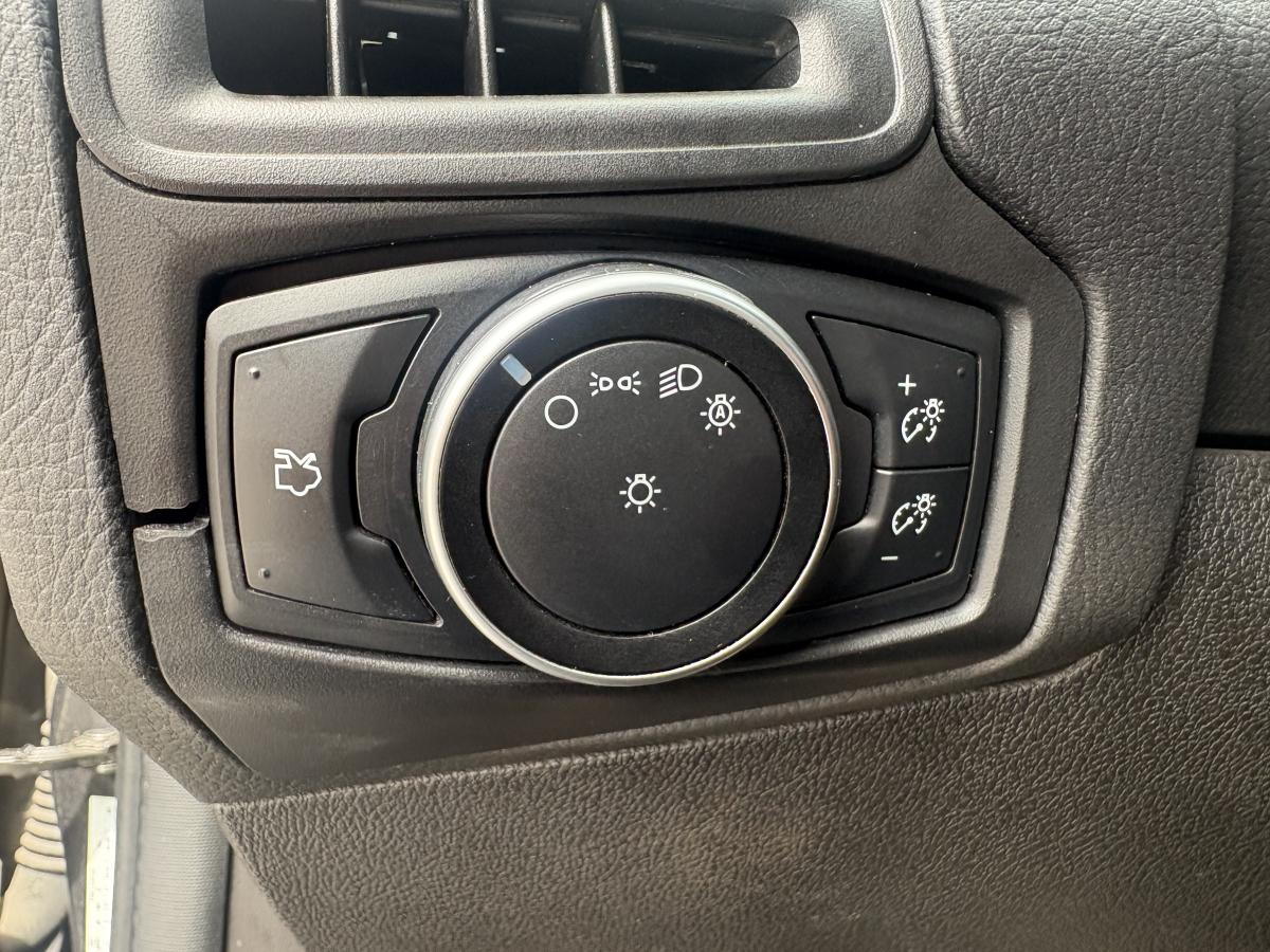Ford Focus 2016 Hayon SE BLUETOOTH CAMÉRA BAS KILOMÉTRAGE RÉGULATEUR DE VITESSE – Image 18