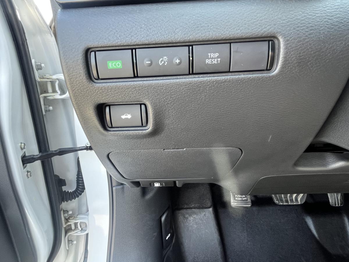 Nissan Sentra 2025 SV CVT – Image 19