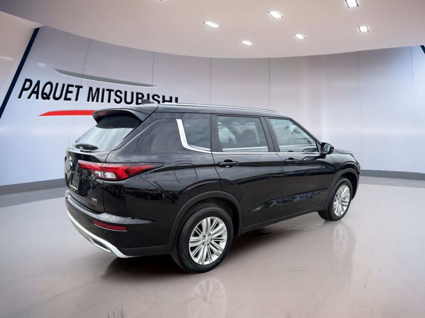 Mitsubishi Outlander 2023 SE S-AWC BLUETOOTH TOIT SIÈGES AVANT CHAUFFANT BAS KILOMÉTRAGE - Image 2