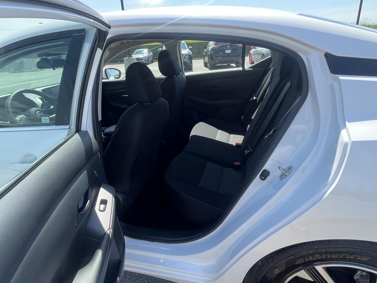 Nissan Sentra 2025 SV CVT – Image 20