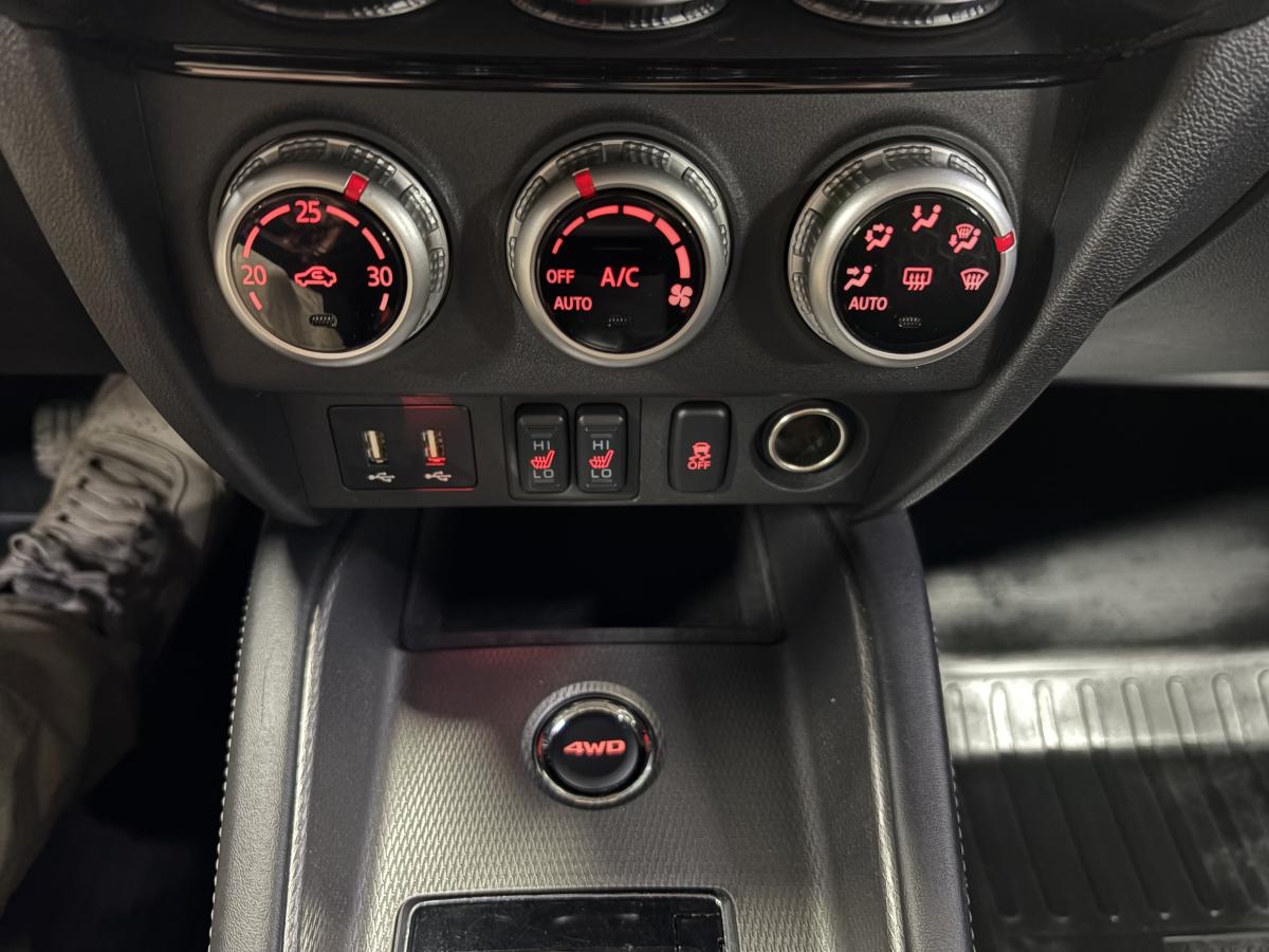 Mitsubishi RVR 2024 ES AWC BLUETOOTH CAMÉRA SIÈGES AVANT CHAUFFANT BAS KILOMÉTRAGE – Image 20