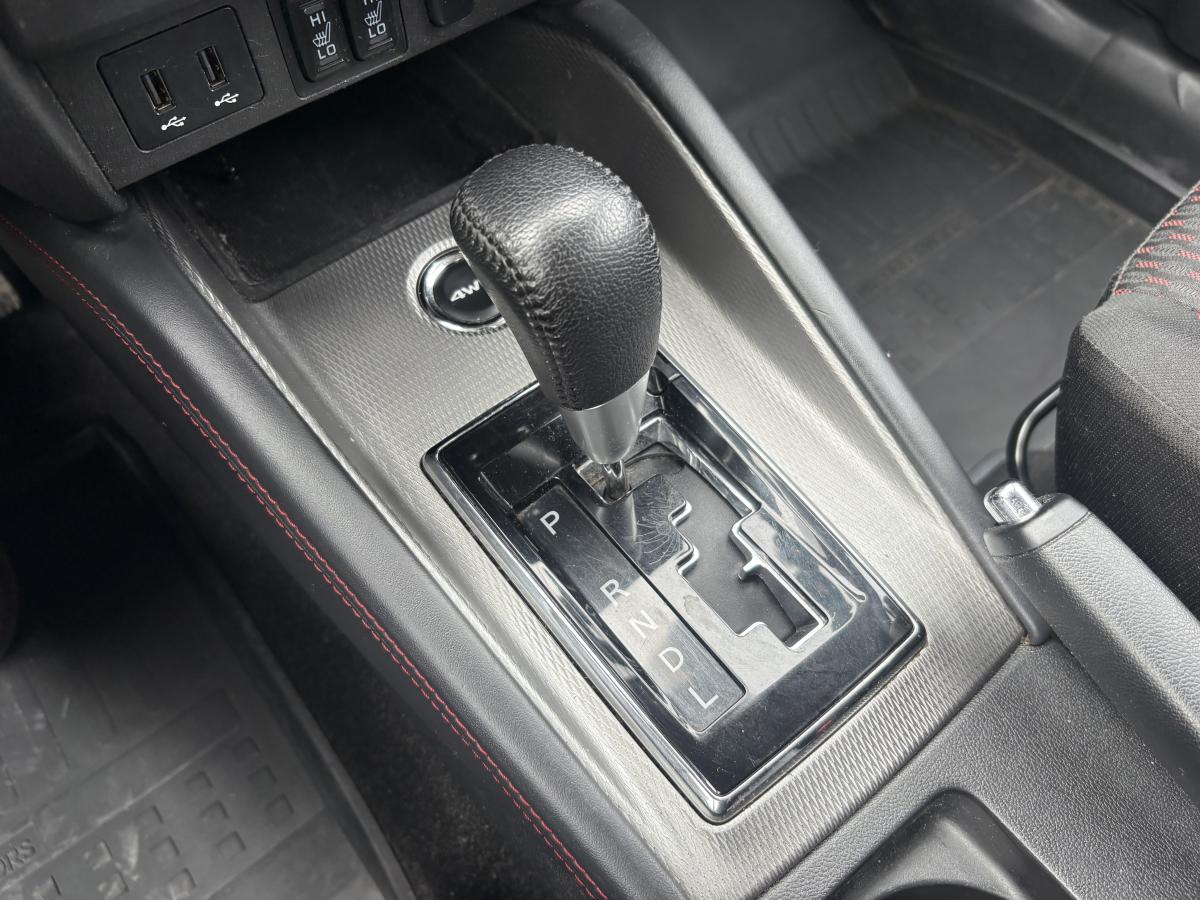 Mitsubishi RVR 2019 SE LTD AWC BLUETOOTH CAMÉRA SIÈGES CHAUFFANT AVANT - Image 21