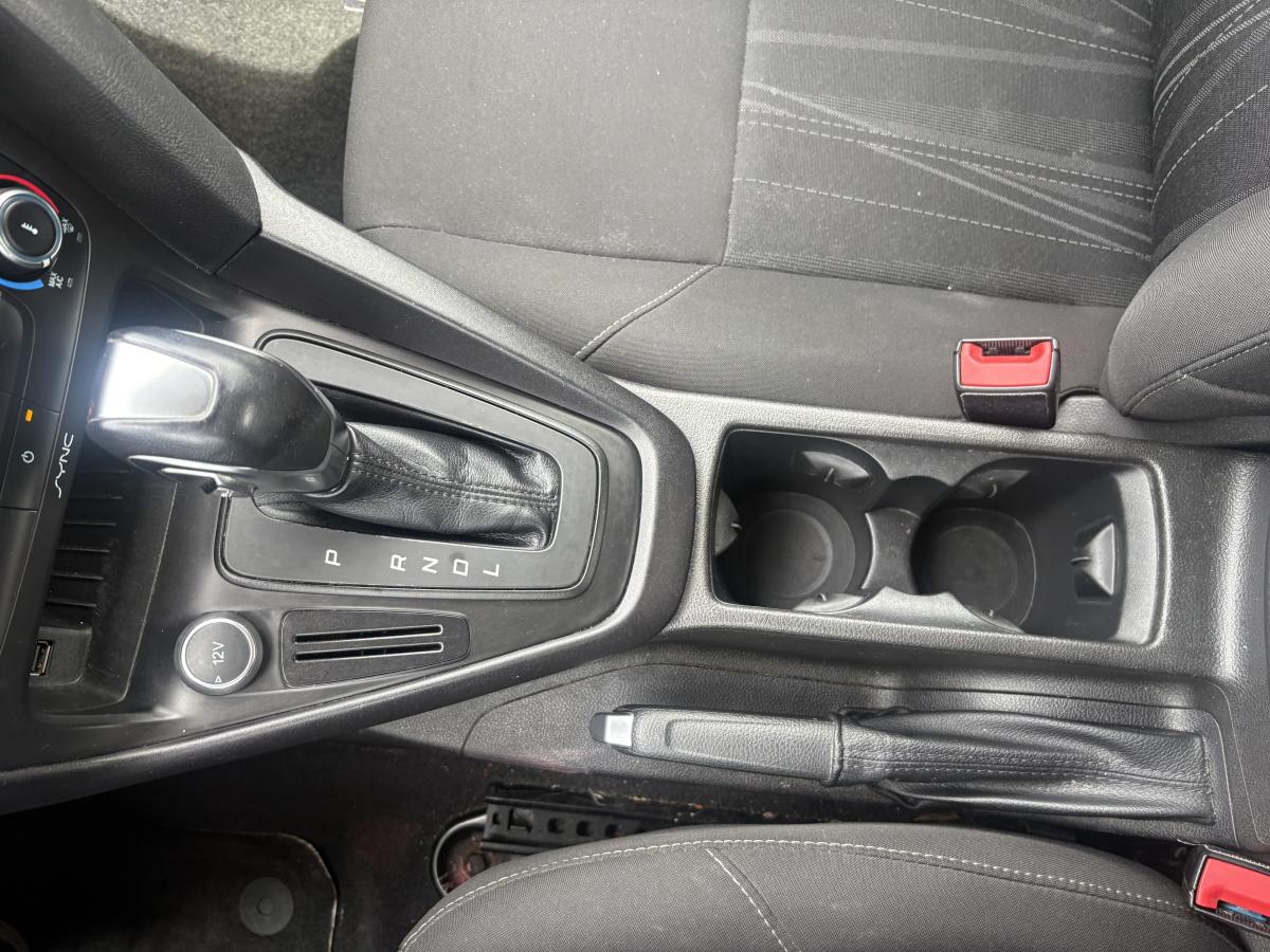 Ford Focus 2016 Hayon SE BLUETOOTH CAMÉRA BAS KILOMÉTRAGE RÉGULATEUR DE VITESSE – Image 26