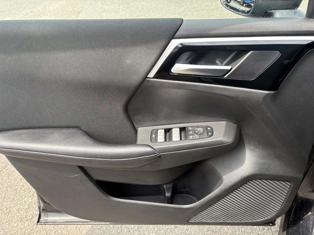 Mitsubishi Outlander 2023 SE S-AWC BLUETOOTH TOIT SIÈGES AVANT CHAUFFANT BAS KILOMÉTRAGE - Image 26