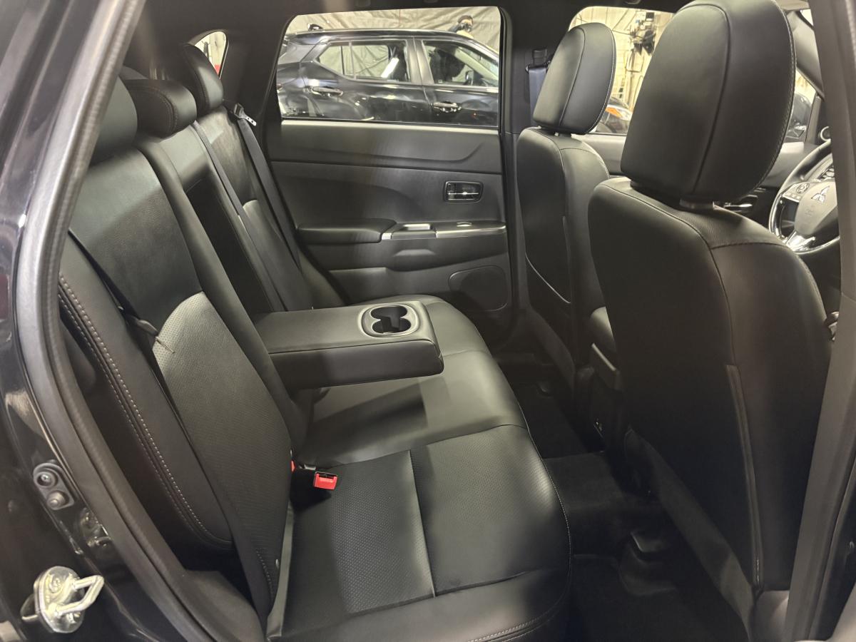 Mitsubishi RVR 2024 GT AWC BLUETOOTH CAMÉRA CUIR SIÈGES AVANT ET VOLANT CHAUFFANT BAS KILOMÉTRAGE – Image 29