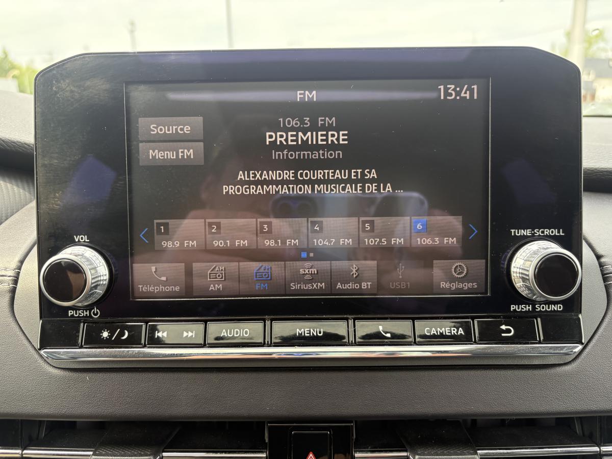 Mitsubishi Outlander 2023 SE S-AWC BLUETOOTH TOIT SIÈGES AVANT CHAUFFANT BAS KILOMÉTRAGE - Image 29