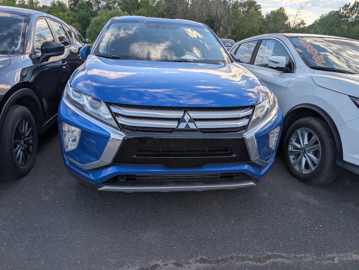 Mitsubishi Eclipse Cross 2020 SE S-AWC BLUETOOTH CAMÉRA BAS KILOMÉTRAGE SIÈGES CHAUFANT AVANT – Image 3
