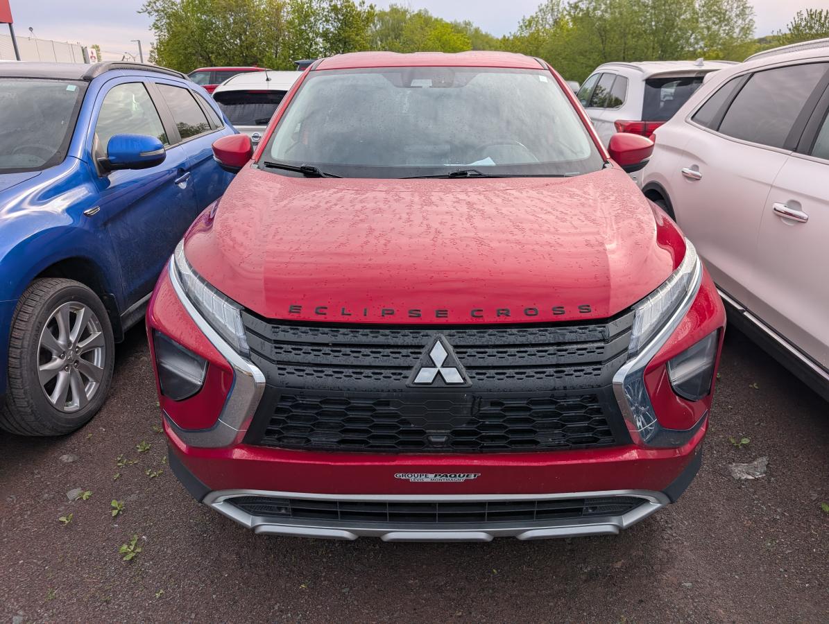 Mitsubishi Eclipse Cross 2023 SE S-AWC BLUETOOTH CAMÉRA SIÈGES AVANT ET VOLANT CHAUFFANT BAS KILOMÉTRAGE - Image 3