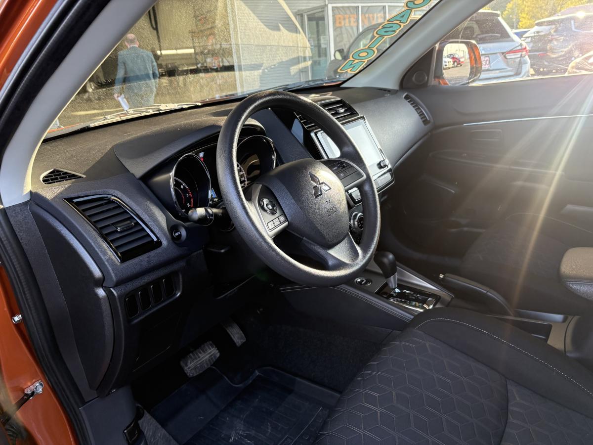 Mitsubishi RVR 2024 ES AWC BLUETOOTH CAMÉRA SIÈGES CHAUFFANT AVANT BAS KILOMÉTRAGE – Image 30