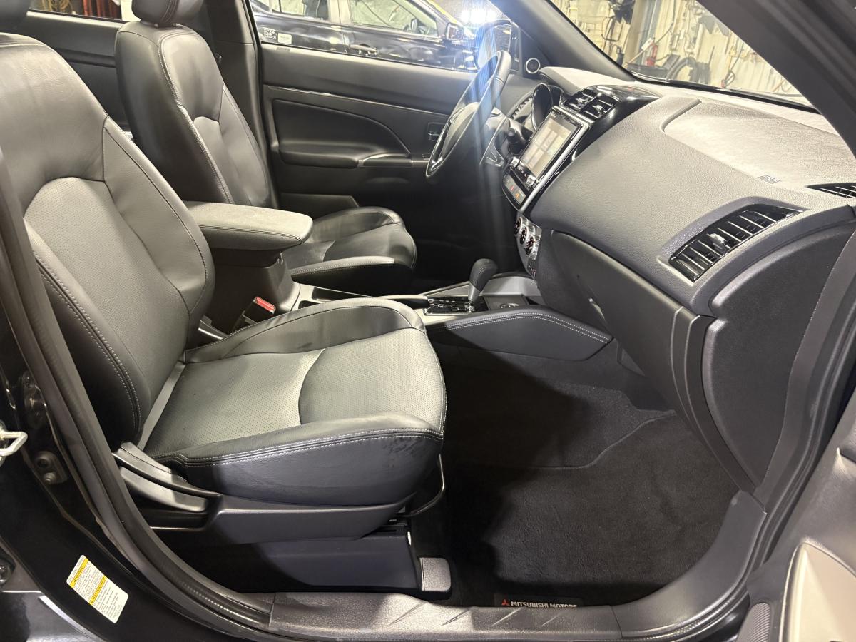 Mitsubishi RVR 2024 GT AWC BLUETOOTH CAMÉRA CUIR SIÈGES AVANT ET VOLANT CHAUFFANT BAS KILOMÉTRAGE – Image 32
