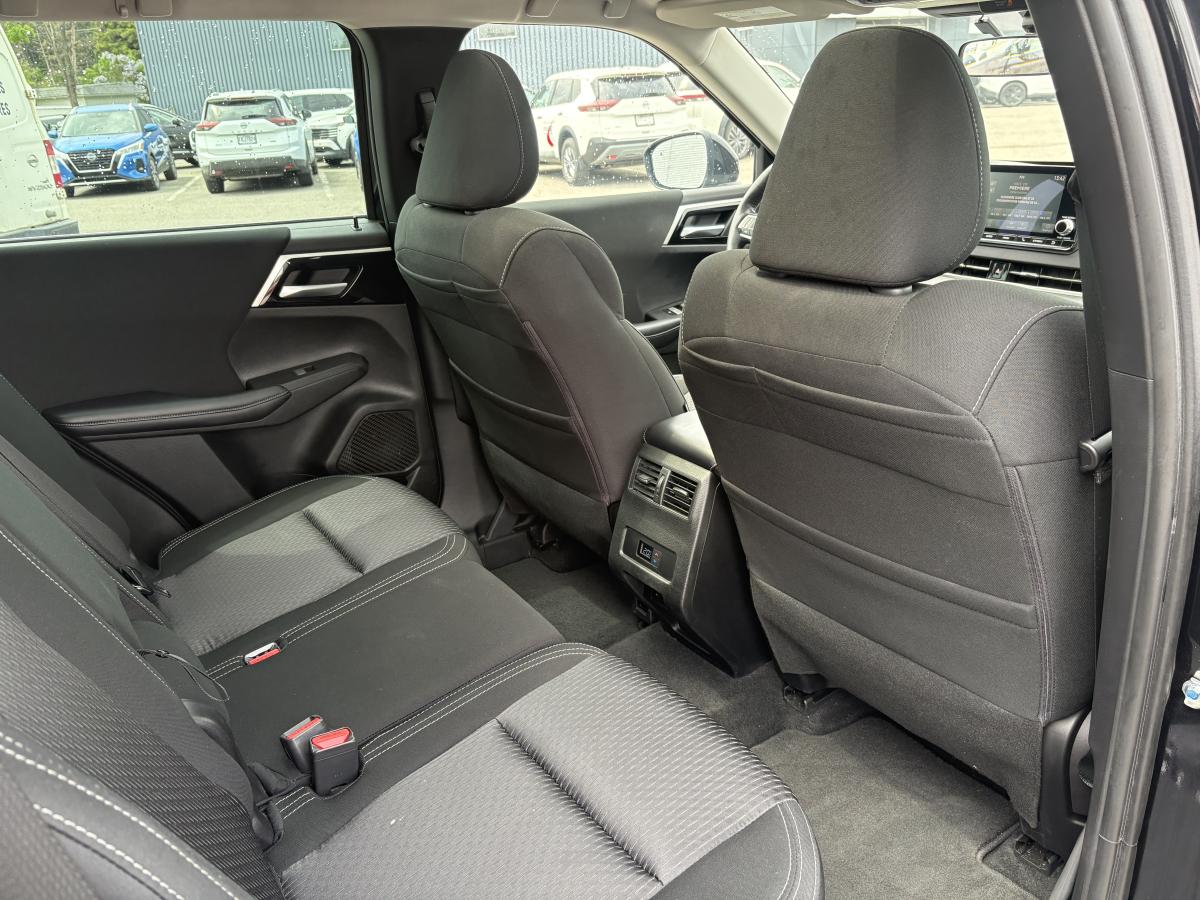 Mitsubishi Outlander 2023 SE S-AWC BLUETOOTH TOIT SIÈGES AVANT CHAUFFANT BAS KILOMÉTRAGE - Image 36