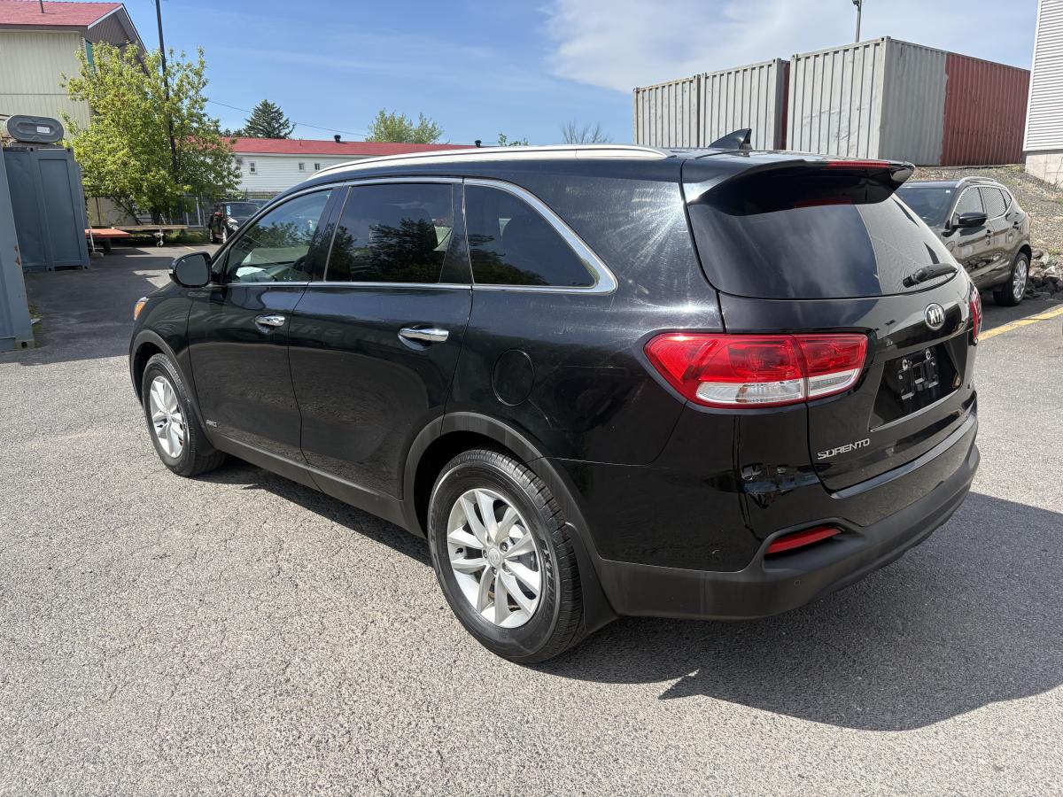Kia Sorento 2017 LX TurboTI BLUETOOTH CAMÉRA SIÈGES CHAUFFANT BAS KILOMÉTRAGE – Image 4