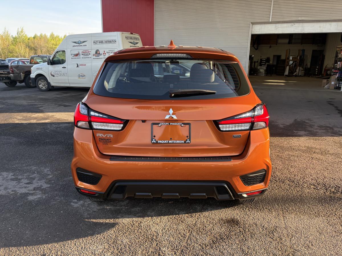 Mitsubishi RVR 2024 ES AWC BLUETOOTH CAMÉRA SIÈGES CHAUFFANT AVANT BAS KILOMÉTRAGE – Image 6