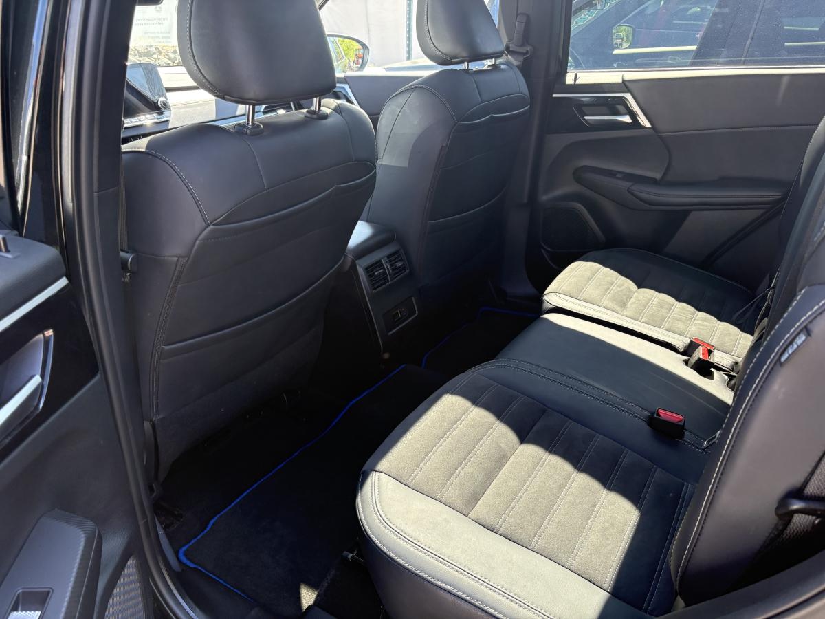 Mitsubishi Outlander PHEV 2024 LE S-AWC BLUETOOTH CAMÉRAS 360 SIÈGES CHAUFFANT AVANT - Image 9