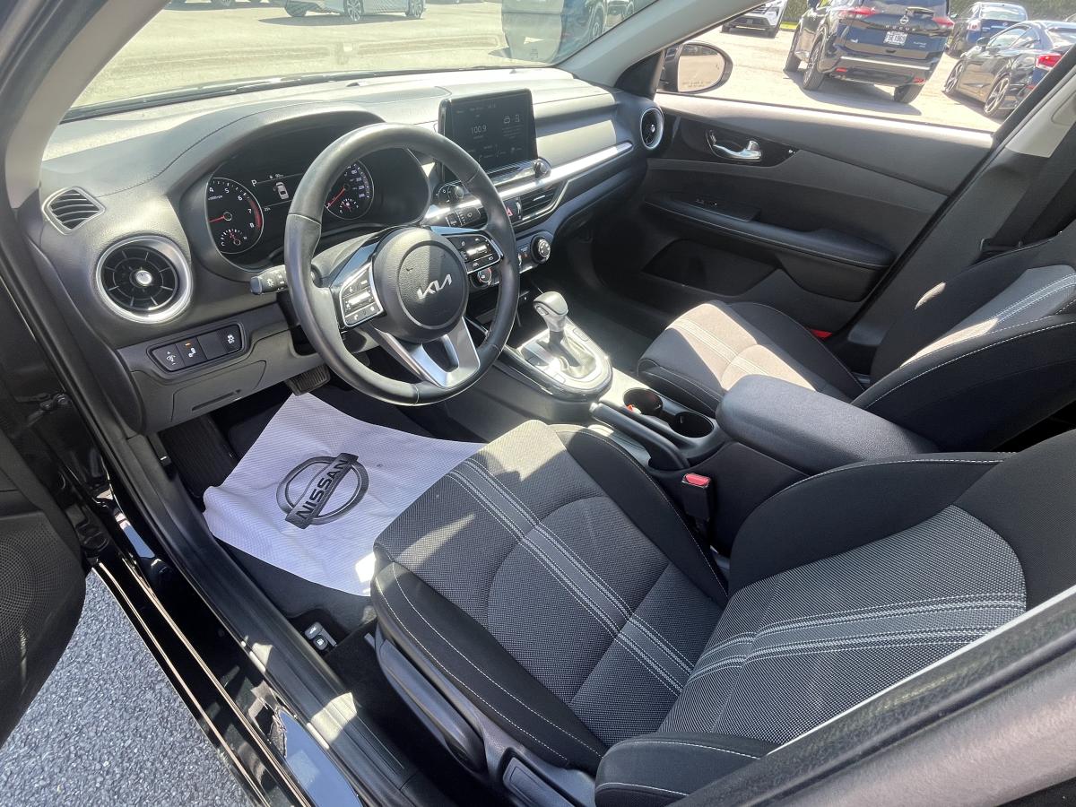 Kia Forte 2024 EX IVT – Image 9