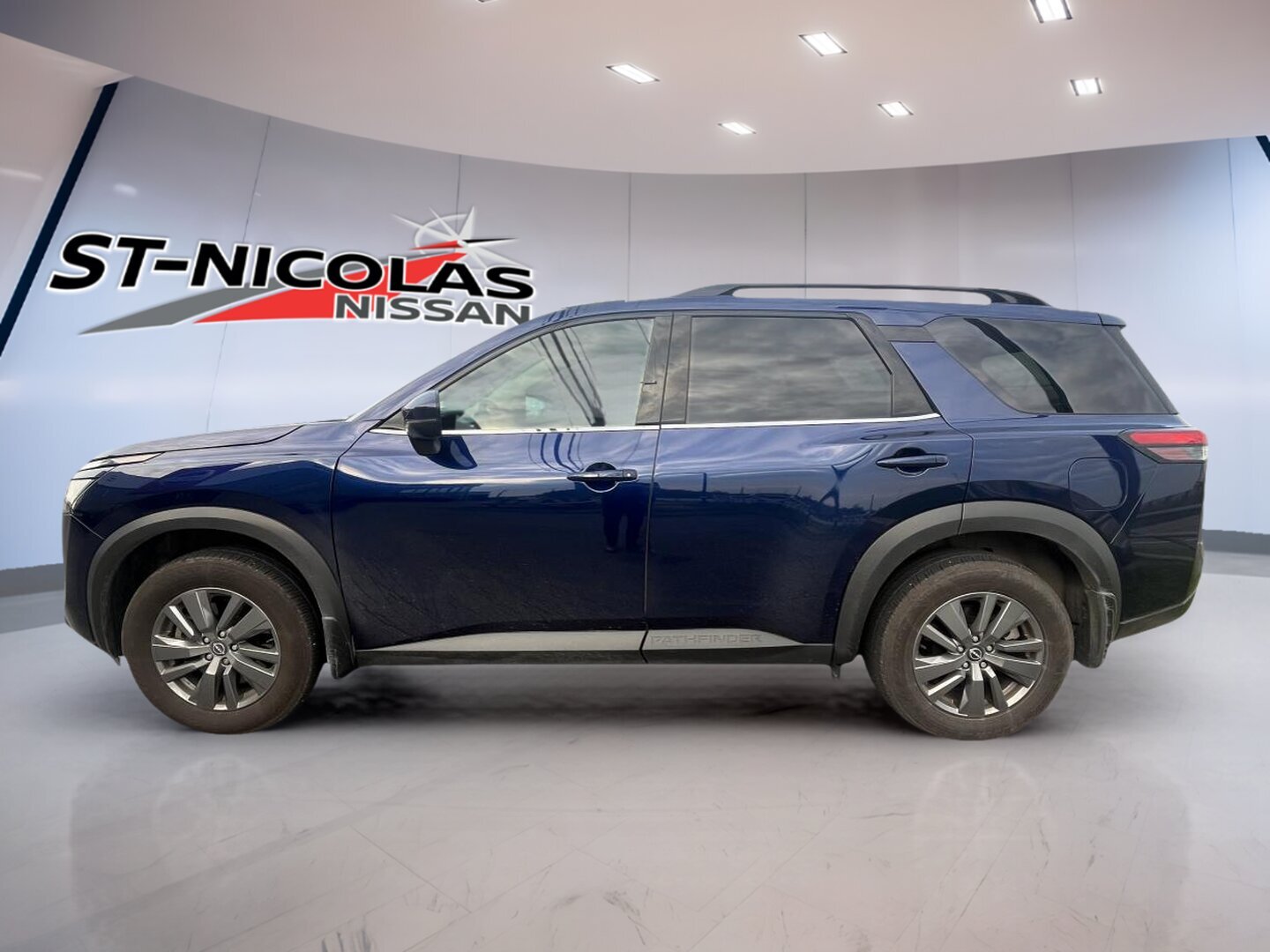 Nissan Pathfinder 2024 SV 4RM – Image 3
