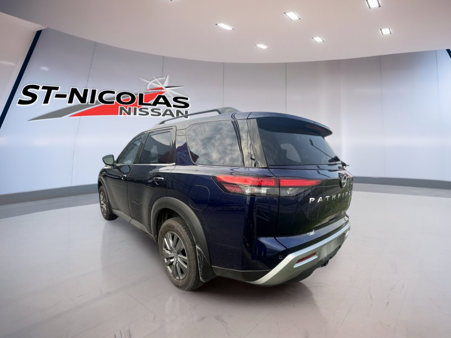 Nissan Pathfinder 2024 SV 4RM – Image 4